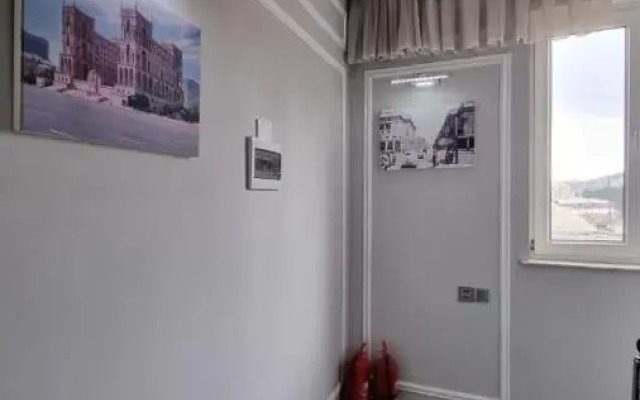 Retro Art Boutique Hotel
