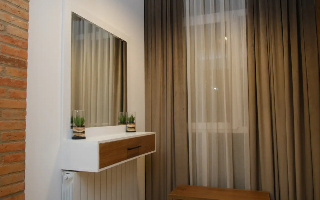 BB Residence Sololaki