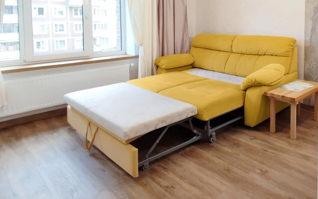 Na Grazhdanskom 107k4 Apartment
