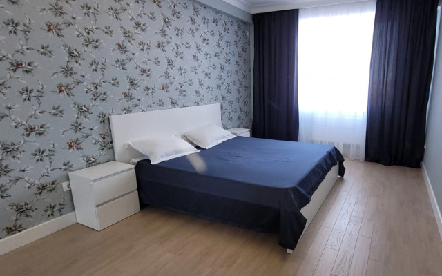 Do 4-kh chelovek Flat
