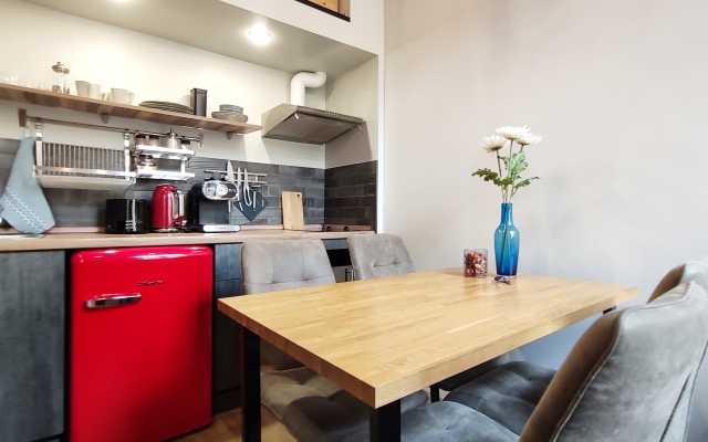 Studios On Marata 4 Furnished Rooms