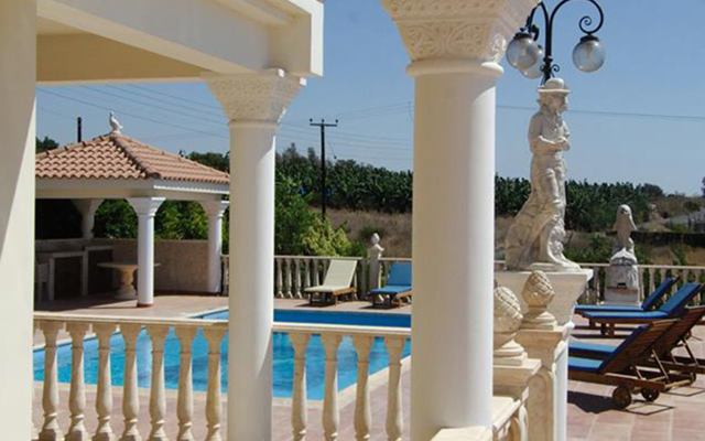 Purple Grape Villa