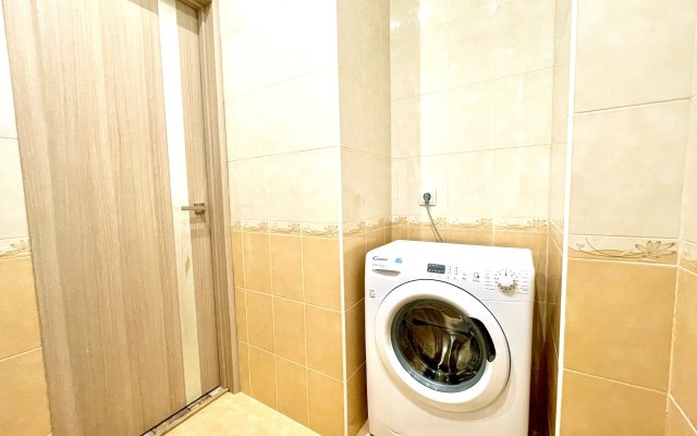 Na 5 Etazhe V Tsentre Goroda Flat