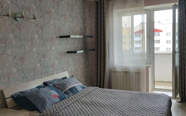 Prostornaya Dvushka Dlya Bolshoy Semyi Flat