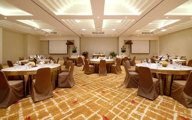 The Bandha Hotel & Suites