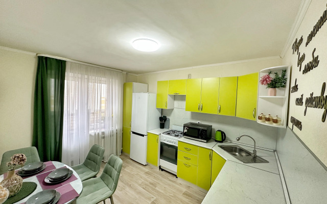 Prostornaya po Priyatnoy Tsene Flat