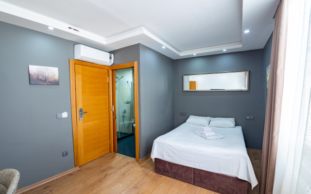 Xenia Hotel