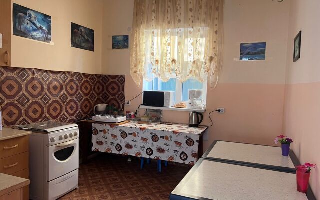 Na Gorkogo 73 Guest House