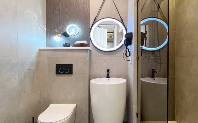 Alma-Ata Pyat Apartov Business-class ryadom TRC MEGA Luchshaya lokatsia Apartments
