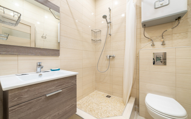 Studiya na 12m etazhe s potryasayushchim vidom na more i gorod Flat