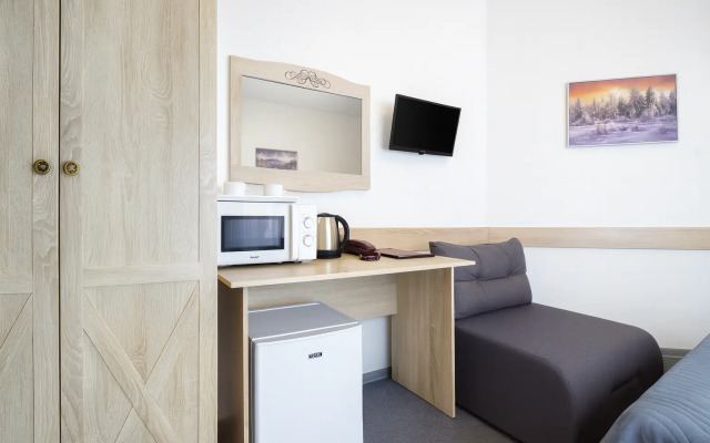 Novoteh Hotel
