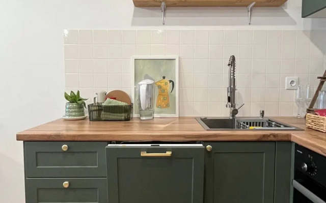 Yevrodvushka Ryadom S Losinym Ostrovom Flat