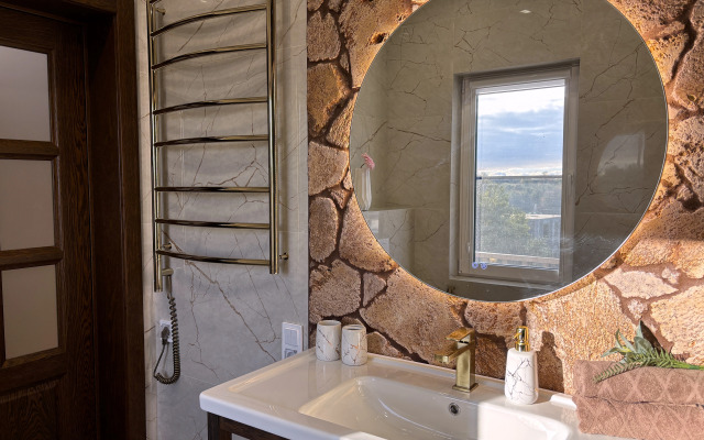 Шале Tech с Подогреваемым Бассейном