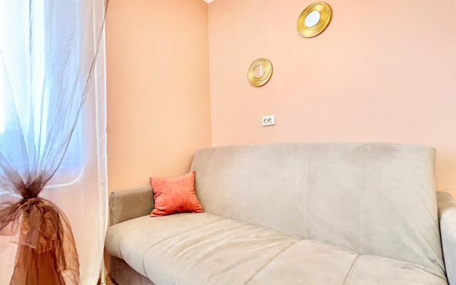 Odnokomnatnaya Apelsin Flat