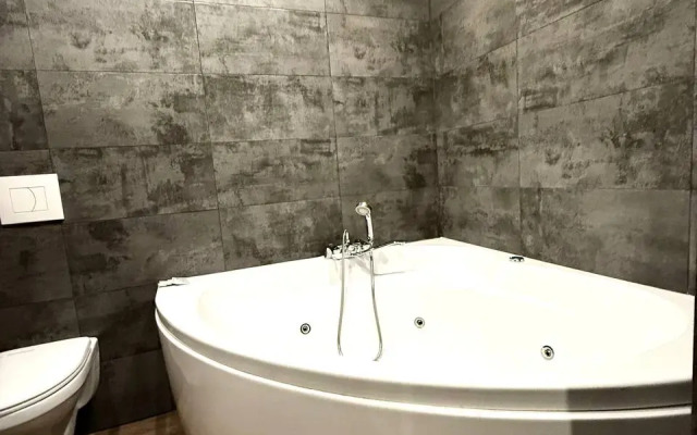 Апартаменты видовые в ЖК Статус (01710)