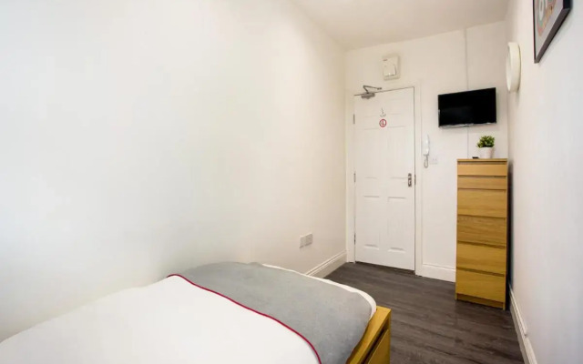 Broadway Inn Hotel