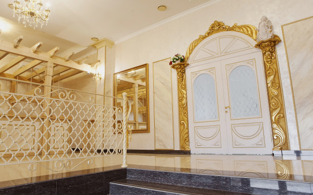 Отель Гранд Лион