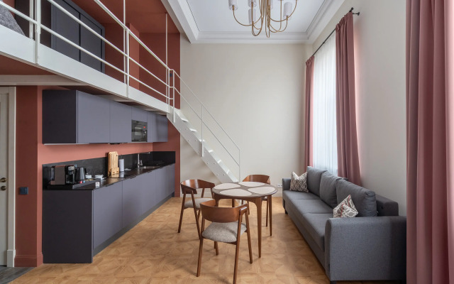 Hotel Hovard Club