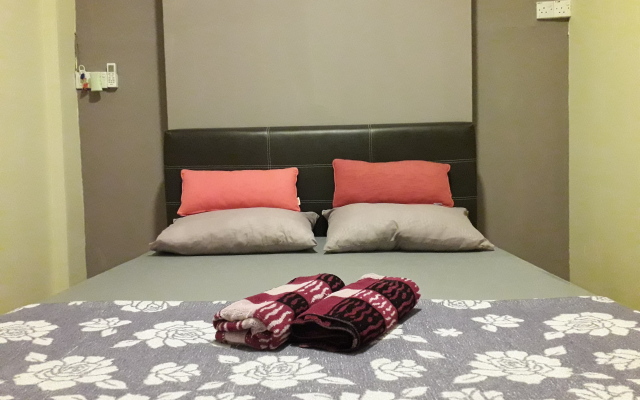 Quiik Cat Mini-Hotel