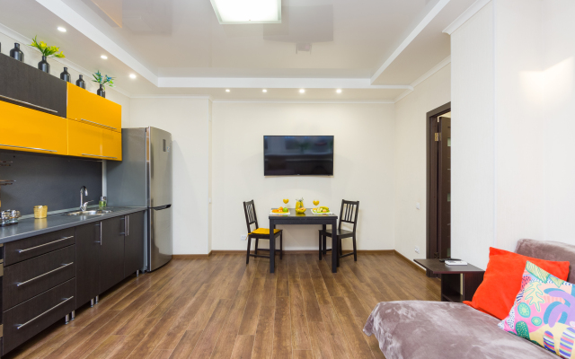 Raidas na Oranzhereynoy 21-1 Flat