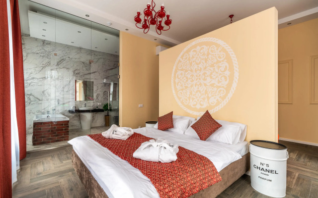 Loft Garden Hotel