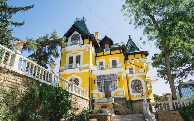 Usadyba Baleriniy Matildy Kshesinskoy Cottage