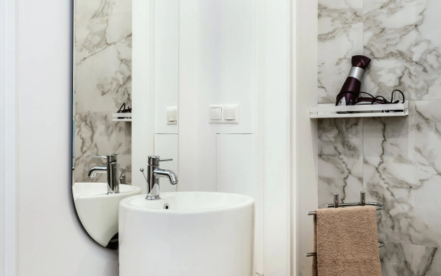 Апартаменты Шикарные с современным ремонтом Yalta Plaza Holydais