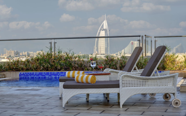 Metropolitan Hotel Dubai