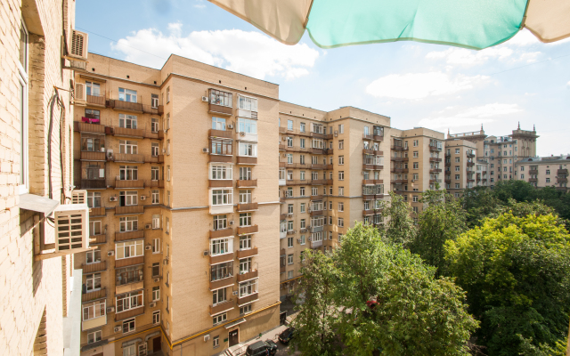 Kvartira ryadom s domom Brezhneva Apartments