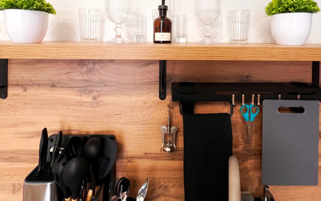 Studiya s Vidom na Gory i Basseyn Apartments