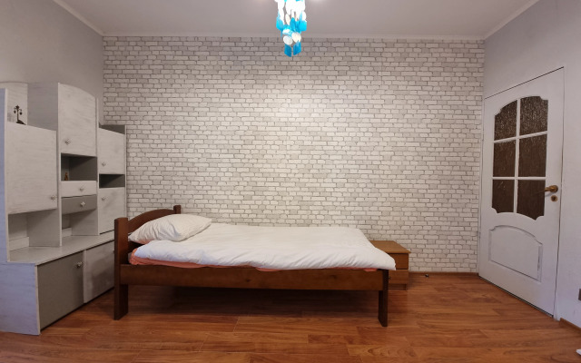 Апартаменты Уютная двушка с хорошим расположением