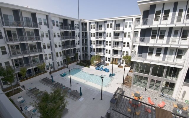 Spectacular Apartments by BCA Furnished, Apartments