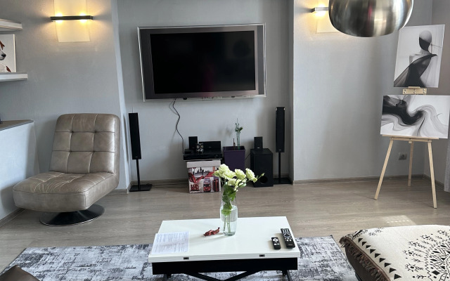 Dvuhkomnatnye na Sutki Apartments