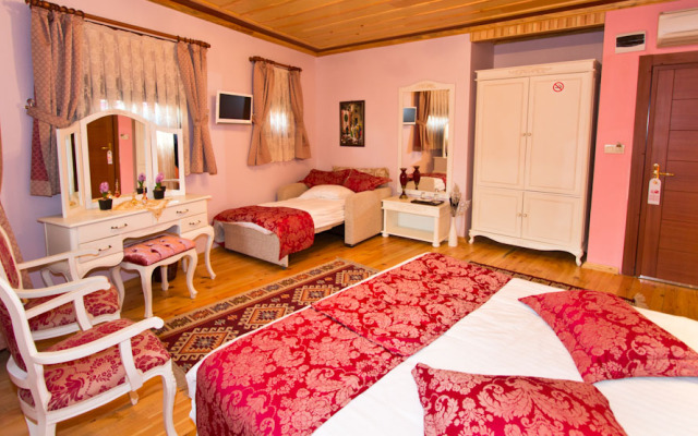 Esans Hotel