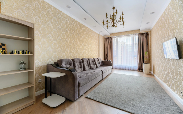 3-Komnatnaya v Tsentre Goroda Flat