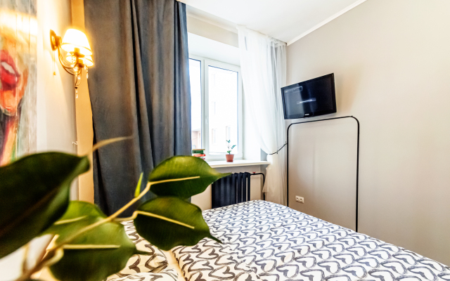 Studiya Na Nikitinskoy 108 Apartments