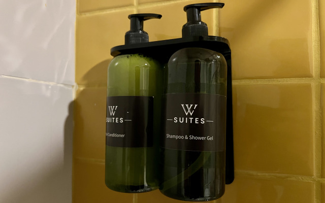 Weingart Suites Hotel