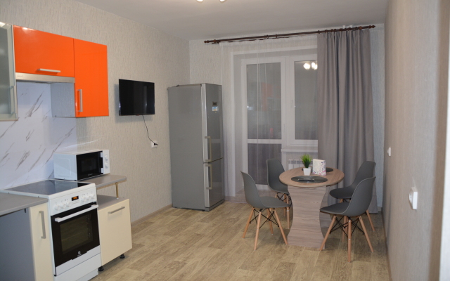 Apartamenty ZHK Batova dlya bolshoi semii 6-8 chelovek