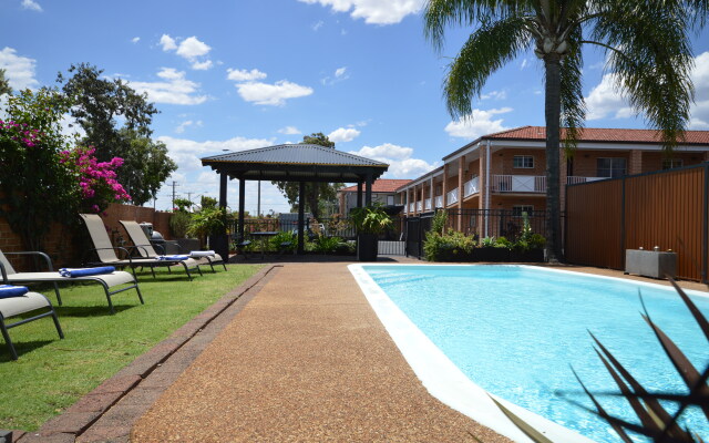 Best Western Bluegum Hotel
