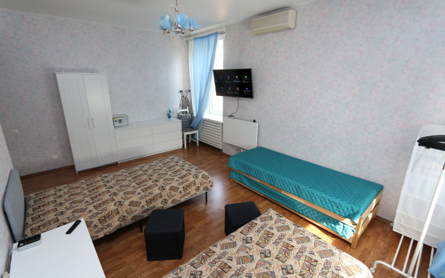 Квартира Просторная квартира с сауной рядом