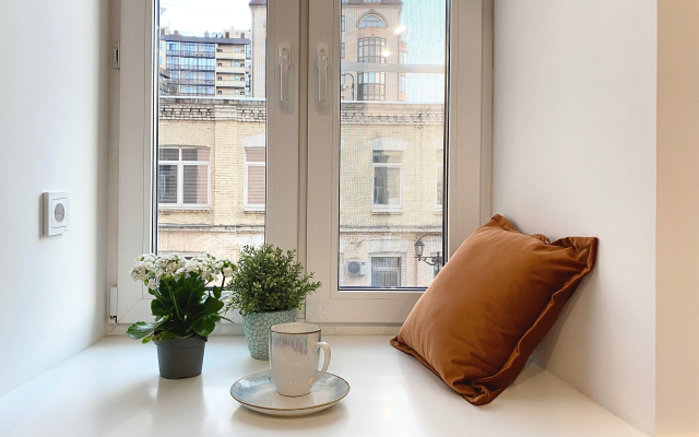 Uyutnaya Studiya Na Dvoikh Flat