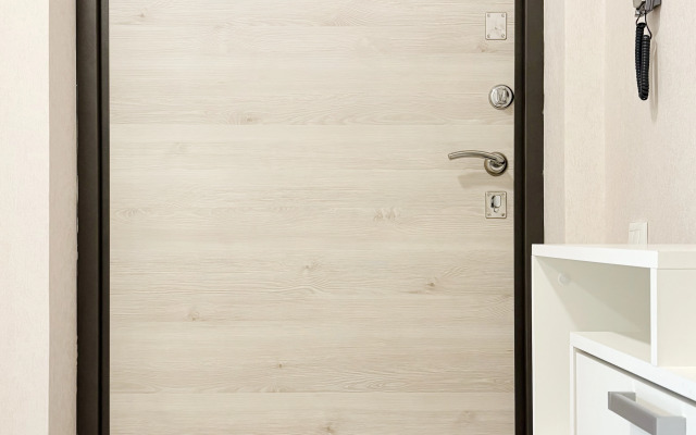 Na Vzlyotnoy Ulitse 7l Flat