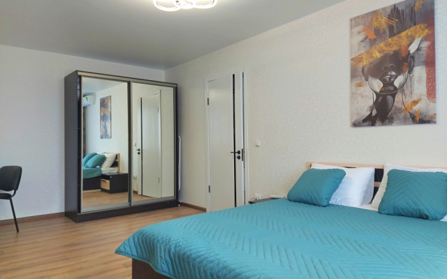 Квартира на Платановом бульваре