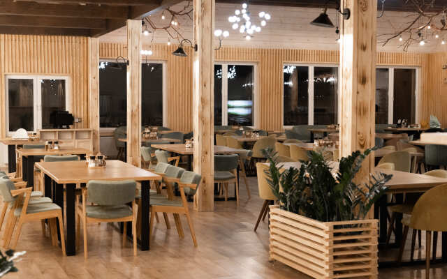 Отель Загородный клуб Любытино Хутор