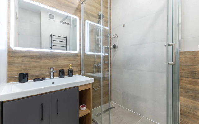 Comfort Home Na Chetaeva 43a Apartments