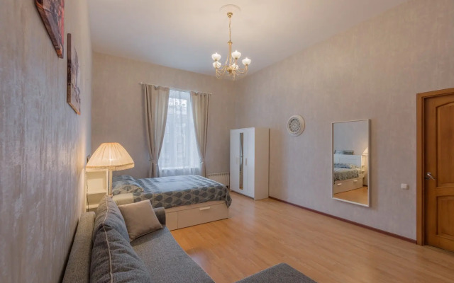 U Ermitazha 12 Gostey B.konyushennaya 12 Apartments