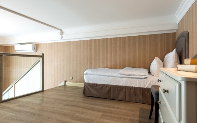 Апартаменты D на Чайковского с тремя спальнями №1