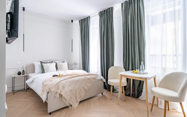 Apartments Apricot Tree ArtLine 1