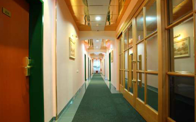 Rossiya Hotel