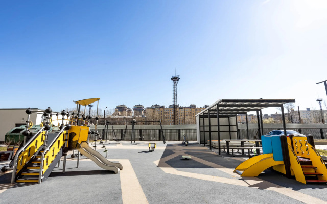 Апартаменты Skylight на Парфеновской